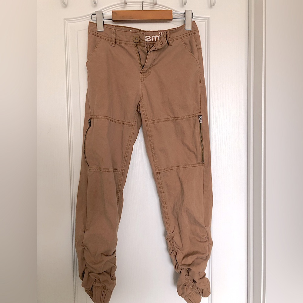 Akademiks Pants